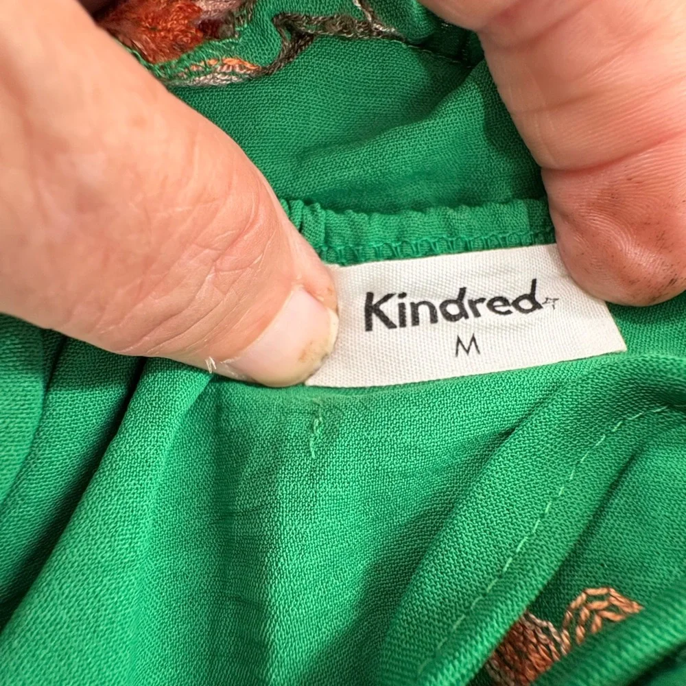 Anthropologie Kindred Green Floral Embroidered Smocked Tiered Maxi Dress Size M - Picture 5 of 10
